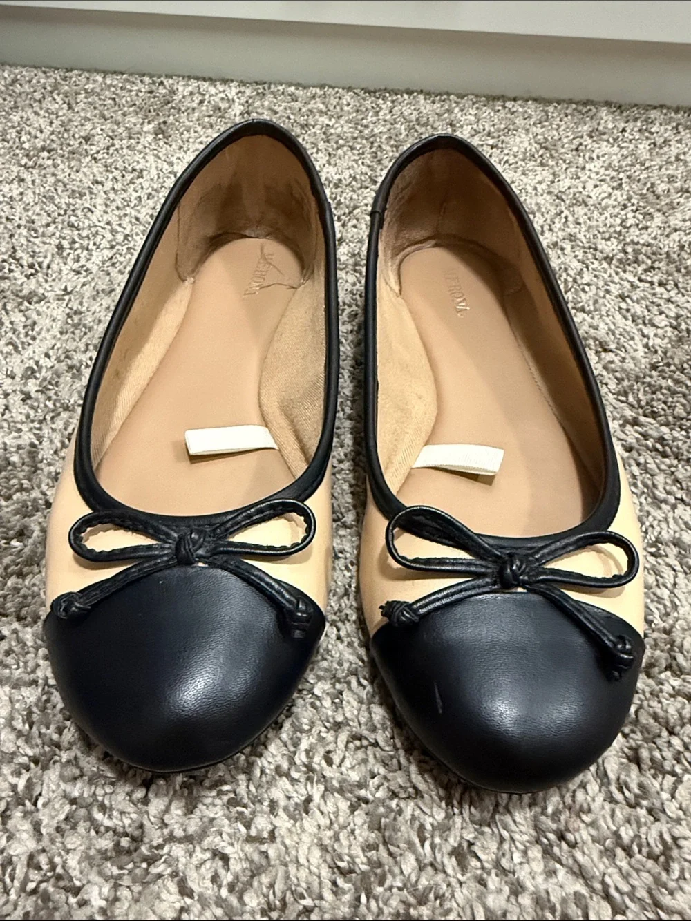Merona Two-Tone Black & Beige Bow Ballet Flats